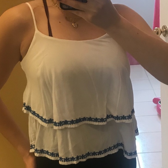 2/$15 A&F White/Blue Ruffle Cami XS Teen - Picture 2 of 8